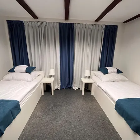 Girlstel - Girls Only Space *