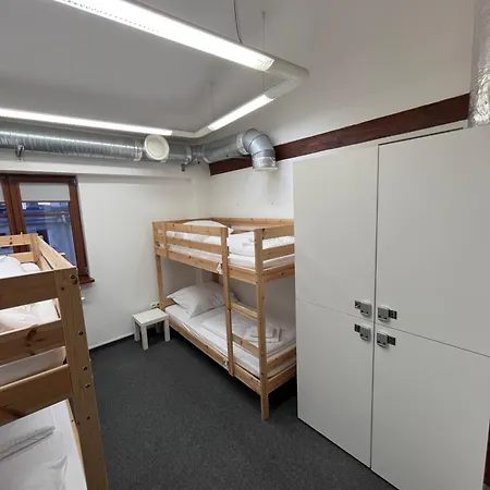 Girlstel - Girls Only Space Hostel *