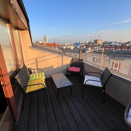 Girlstel - Girls Only Space Hostel