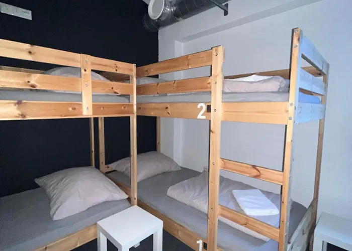 Girlstel - Girls Only Space * Wrocław