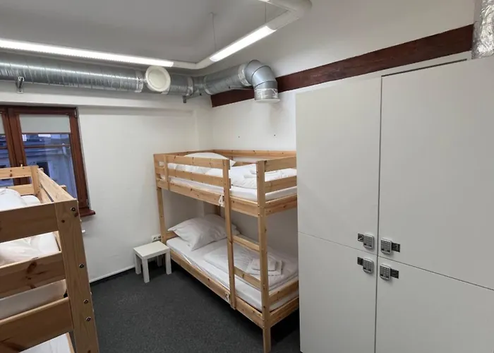 Girlstel - Girls Only Space Hostel *