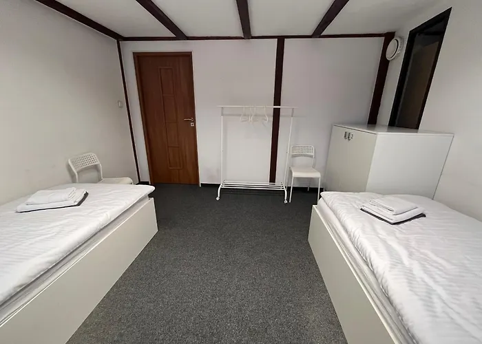 Girlstel - Girls Only Space * Wrocław