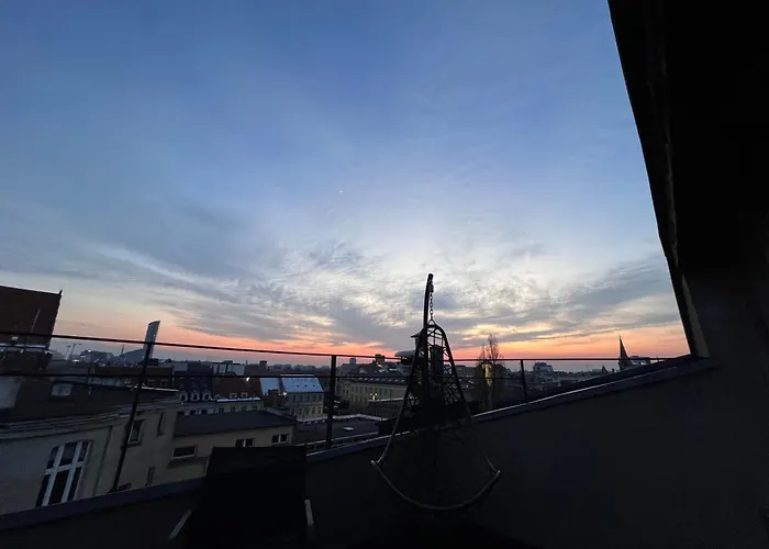 Girlstel - Girls Only Space Hostel *