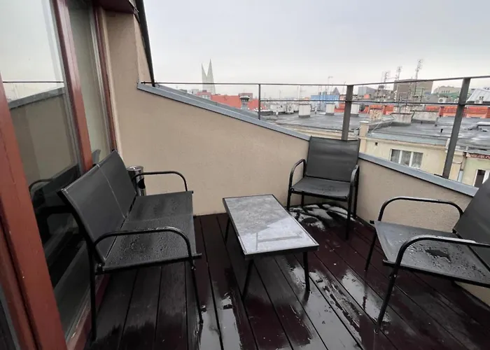 Girlstel - Girls Only Space *