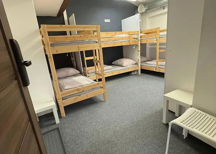 Girlstel - Girls Only Space Hostel *